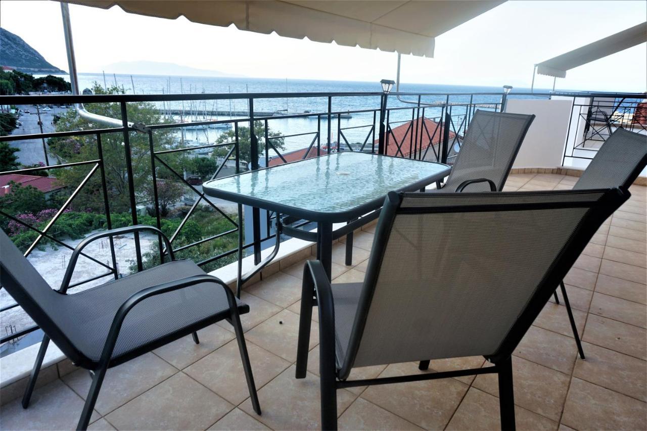 Lasithiotakis Apartments Poros  Ngoại thất bức ảnh
