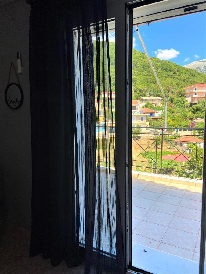 Lasithiotakis Apartments Poros  Ngoại thất bức ảnh